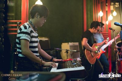 Room39 x Pause and Ae Jirakorn at The Living Bistro & Bar — photo 30