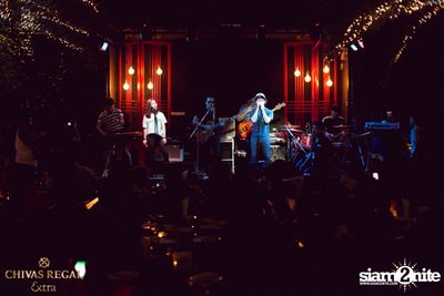 Room39 x Pause and Ae Jirakorn at The Living Bistro & Bar — photo 44
