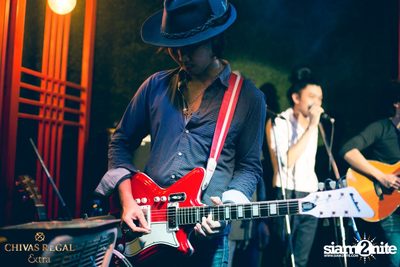 Room39 x Pause and Ae Jirakorn at The Living Bistro & Bar — photo 86