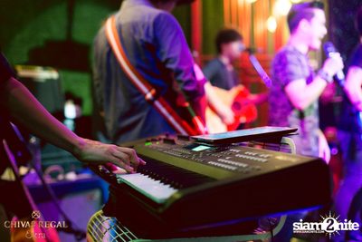 Room39 x Pause and Ae Jirakorn at The Living Bistro & Bar — photo 105
