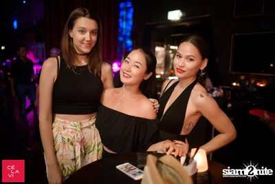 DJ FINGAZ (Dragon-i HK) at CÉ LA VI Bangkok — photo 16