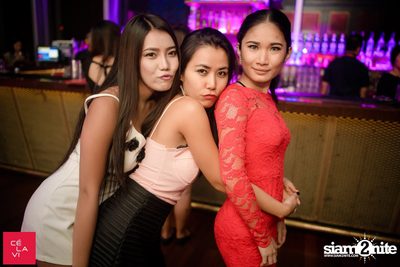 DJ FINGAZ (Dragon-i HK) at CÉ LA VI Bangkok — photo 24