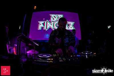 DJ FINGAZ (Dragon-i HK) at CÉ LA VI Bangkok — photo 66