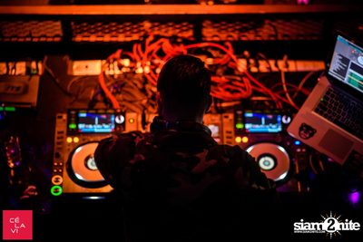 DJ FINGAZ (Dragon-i HK) at CÉ LA VI Bangkok — photo 71