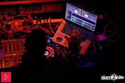 DJ FINGAZ (Dragon-i HK) at CÉ LA VI Bangkok — photo 72