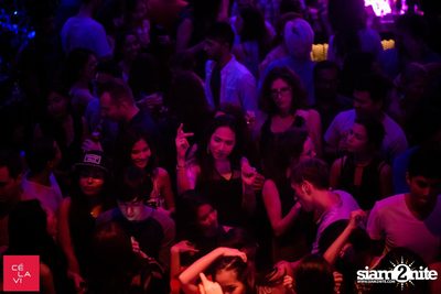 DJ FINGAZ (Dragon-i HK) at CÉ LA VI Bangkok — photo 73