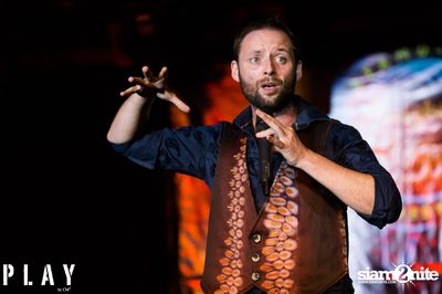Stand Up Comedy Siam at Novotel Bangkok, Siam Square — photo 40