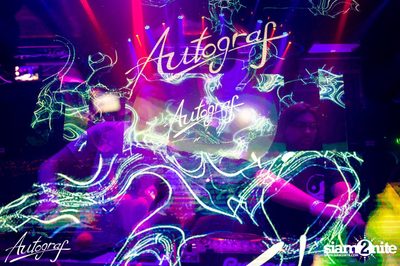 Blaq Lyte นำเสนอ Autograf ที่ ไลฟ์ อาร์ซีเอ กรุงเทพฯ — photo 37