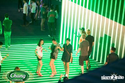 Chang Carnival: Neon The Night (Album 1) — photo 57