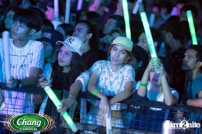 Chang Carnival: Neon The Night (Album 1) — photo 245