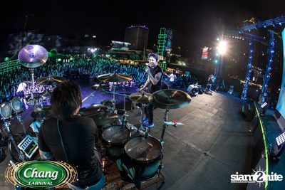 Chang Carnival: Neon The Night (Album 1) — photo 253