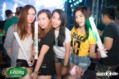 Chang Carnival: Neon The Night (Album 1) — photo 329
