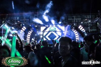 Chang Carnival: Neon The Night (Album 1) — photo 357