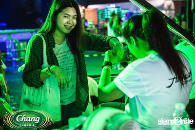 Chang Carnival: Neon The Night (Album 2) — photo 54