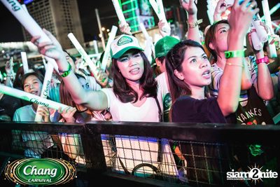 Chang Carnival: Neon The Night (Album 2) — photo 141