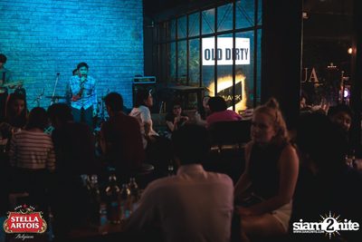 Stella Artois pres. Pour It Your Self at Old Dirty — photo 42