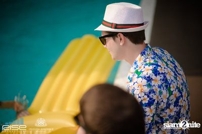 Flower Power Charity Pool Party for Freeland at Oriental Residence — photo 56