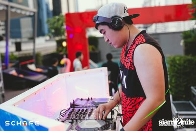 Schafe Pool Party at amBar | FourPoint by Sheraton (Album 1) — photo 16