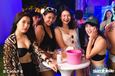 Schafe Pool Party at amBar | FourPoint by Sheraton (Album 1) — photo 80