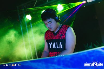 Schafe Pool Party at amBar | FourPoint by Sheraton (Album 1) — photo 82
