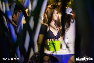Schafe Pool Party at amBar | FourPoint by Sheraton (Album 2) — photo 2
