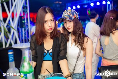 Schafe Pool Party at amBar | FourPoint by Sheraton (Album 2) — photo 51
