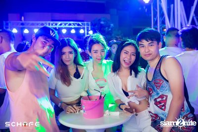 Schafe Pool Party at amBar | FourPoint by Sheraton (Album 2) — photo 60