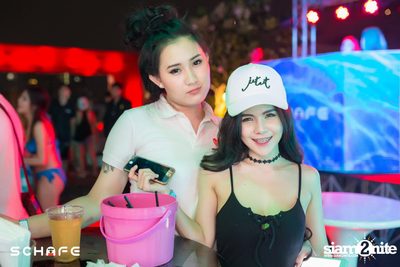 Schafe Pool Party at amBar | FourPoint by Sheraton (Album 2) — photo 61