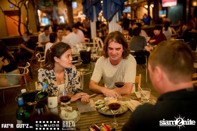 Seenspace Invasion ที่ร้าน Clouds, Fat'R Gut'z และ BREW Beers & Ciders — photo 9