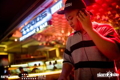Seenspace Invasion ที่ร้าน Clouds, Fat'R Gut'z และ BREW Beers & Ciders — photo 66