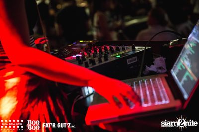 Croquis Thursdays at Bon Bon | Seenspace — photo 54