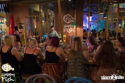 คืนวันเสาร์ ที่ร้าน แฮปปี้ ฟิช, เอเชีย ทีค เดอะ ริเวอร์ฟร้อนท์ — photo 20