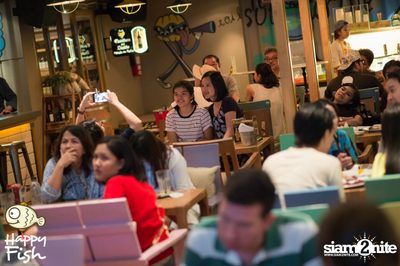 คืนวันเสาร์ ที่ร้าน แฮปปี้ ฟิช, เอเชีย ทีค เดอะ ริเวอร์ฟร้อนท์ — photo 22