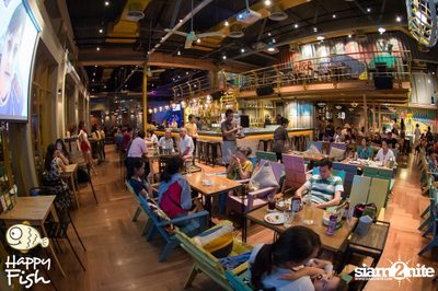 คืนวันเสาร์ ที่ร้าน แฮปปี้ ฟิช, เอเชีย ทีค เดอะ ริเวอร์ฟร้อนท์ — photo 27