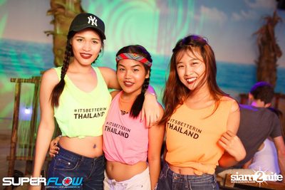 Glow Beach Party at Superflow City Beach Club — photo 27