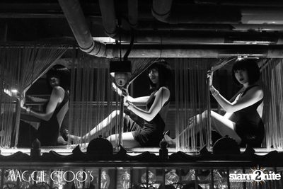 T-Bone Live ที่ร้าน แม็กกี้ ชูวส์, ถนนสีลม — photo 18