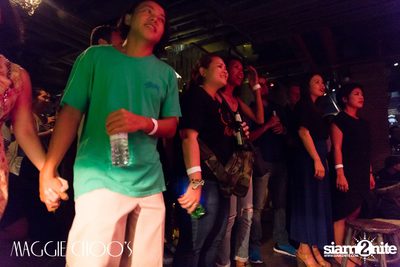 T-Bone Live ที่ร้าน แม็กกี้ ชูวส์, ถนนสีลม — photo 123