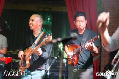 T-Bone Live ที่ร้าน แม็กกี้ ชูวส์, ถนนสีลม — photo 141