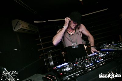 Signal Flair: Look Out - 1 Year! at Whiteline - Silom 8 — photo 39