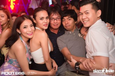 ปาร์ตี้คืนวันเสาร์ ที่ร้าน รูท ซิกตี้ซิก คลับ อาร์ซีเอ — photo 37