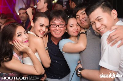 ปาร์ตี้คืนวันเสาร์ ที่ร้าน รูท ซิกตี้ซิก คลับ อาร์ซีเอ — photo 42