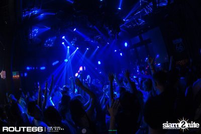 ปาร์ตี้คืนวันเสาร์ ที่ร้าน รูท ซิกตี้ซิก คลับ อาร์ซีเอ — photo 55