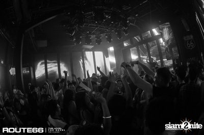 ปาร์ตี้คืนวันเสาร์ ที่ร้าน รูท ซิกตี้ซิก คลับ อาร์ซีเอ — photo 56