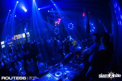 ปาร์ตี้คืนวันเสาร์ ที่ร้าน รูท ซิกตี้ซิก คลับ อาร์ซีเอ — photo 78