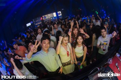 ปาร์ตี้คืนวันเสาร์ ที่ร้าน รูท ซิกตี้ซิก คลับ อาร์ซีเอ — photo 80