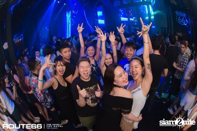 ปาร์ตี้คืนวันเสาร์ ที่ร้าน รูท ซิกตี้ซิก คลับ อาร์ซีเอ — photo 83