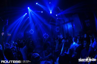 ปาร์ตี้คืนวันเสาร์ ที่ร้าน รูท ซิกตี้ซิก คลับ อาร์ซีเอ — photo 84