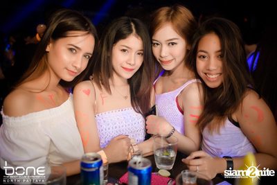 Sick Individuals ที่ร้าน โบน, พัทยาเหนือ — photo 102