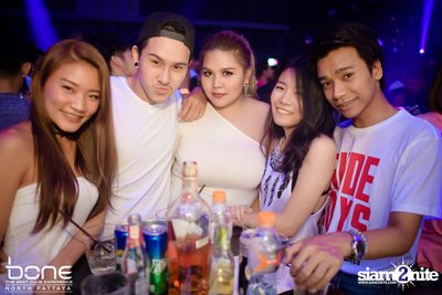 Sick Individuals ที่ร้าน โบน, พัทยาเหนือ — photo 104