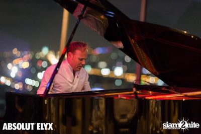 Jef Neve & Koh Mr.Saxman at Millennium Hilton Bangkok — photo 102
